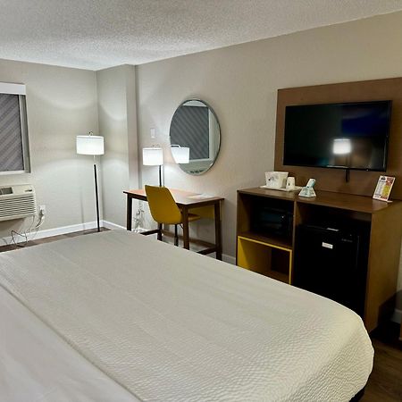 Days Inn By Wyndham Sarasota I-75 Vamo Exteriér fotografie